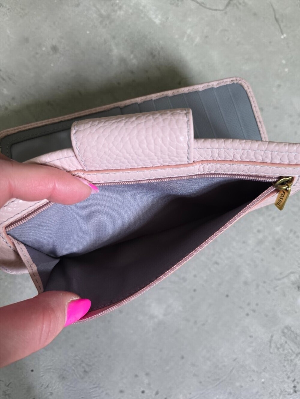 Fossil Dusty Rose Bifold Organizer Pebbled Leather Wallet Card Holder Wallet - Picture 11 of 13